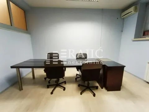 Rent, office space, 145m², Slavija, Vračar Sve Podlokacije - image 10