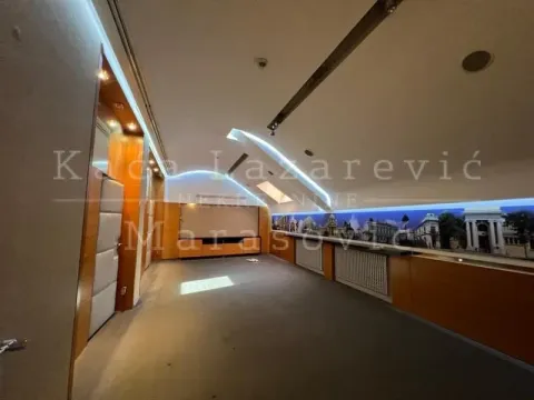 Sale, office space, 310m², Stari Grad, Beograd