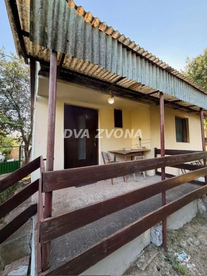 Prodaja, kuća, 34m², Čortanovci, Inđija