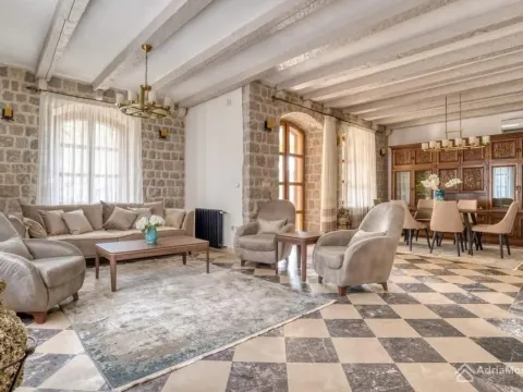 Prodaja, kuća, 500m², Reževići, Budva - image 6