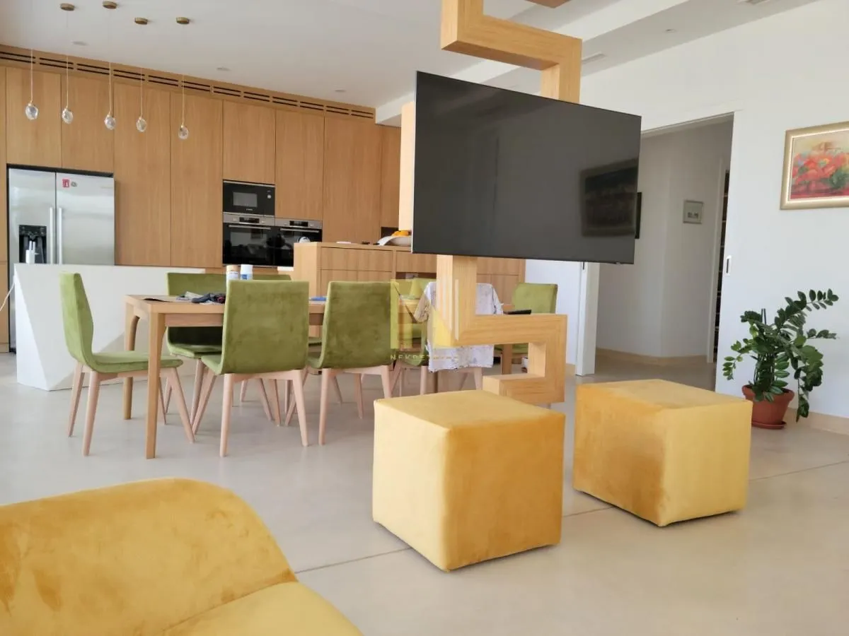 Prodaja, kuća, 333m², Belegiš, Stara Pazova