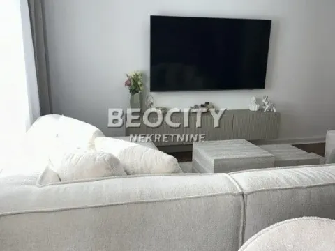 Izdavanje, trosoban stan, 78m², Centar, Novi Sad - image 5