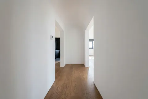 Prodaja, četvorosoban stan, 130m², Budva, Crna Gora - image 8