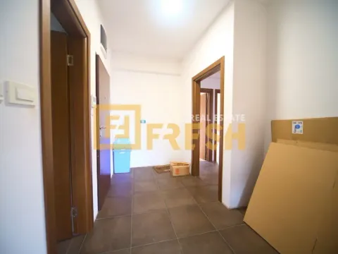 Izdavanje, poslovni prostor, 85m², Krivi Most, Podgorica - image 15