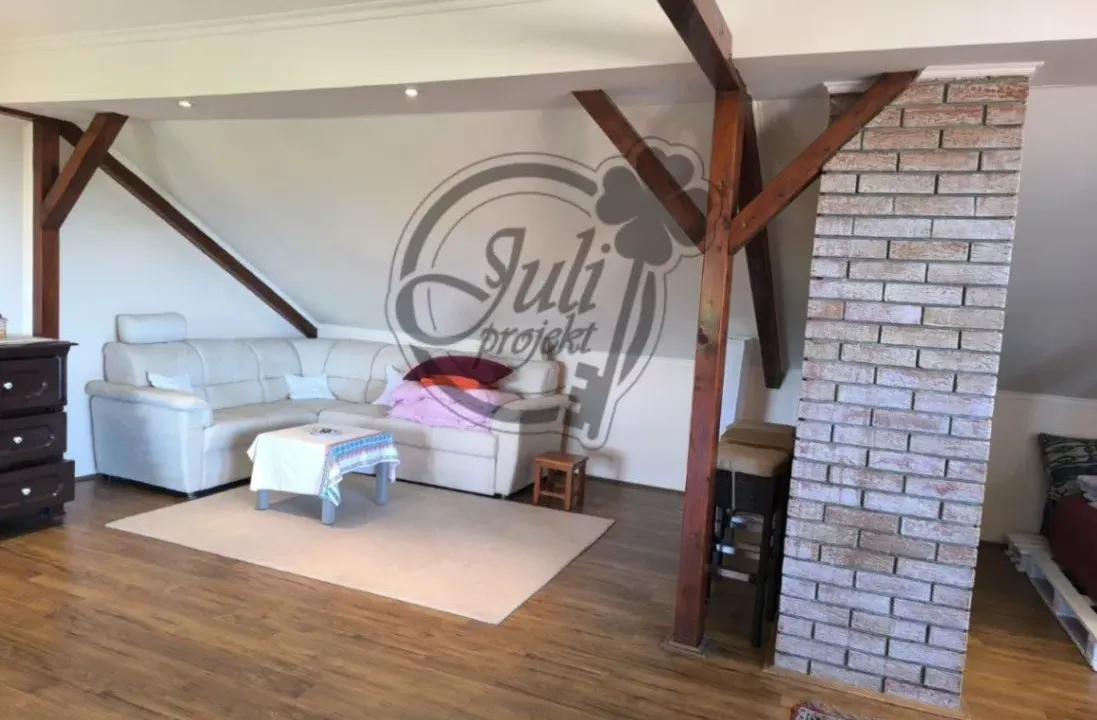 Prodaja, trosoban stan, 239m², Centar, Stara Pazova