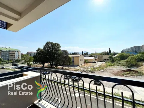 Izdavanje, dvosoban stan, 70m², Ljubović, Podgorica - image 6