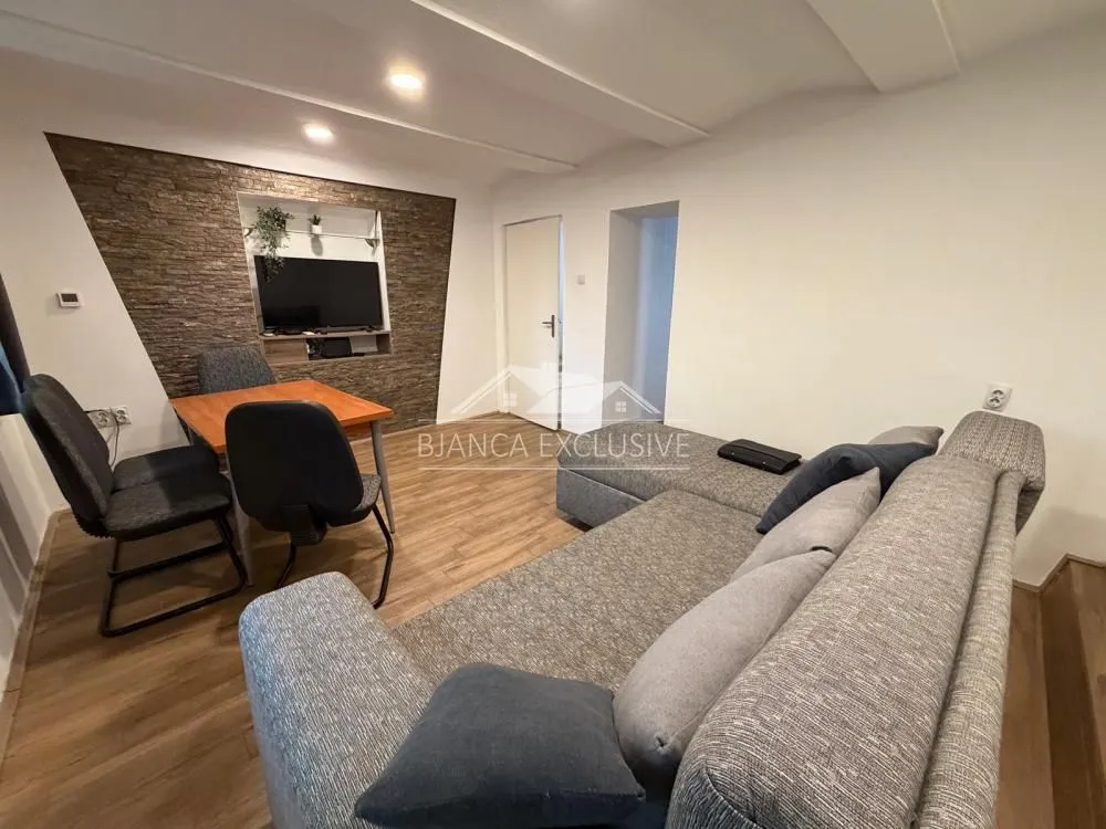 Prodaja, dvosoban stan, 55m², Vukov Spomenik, Zvezdara Sve Podlokacije