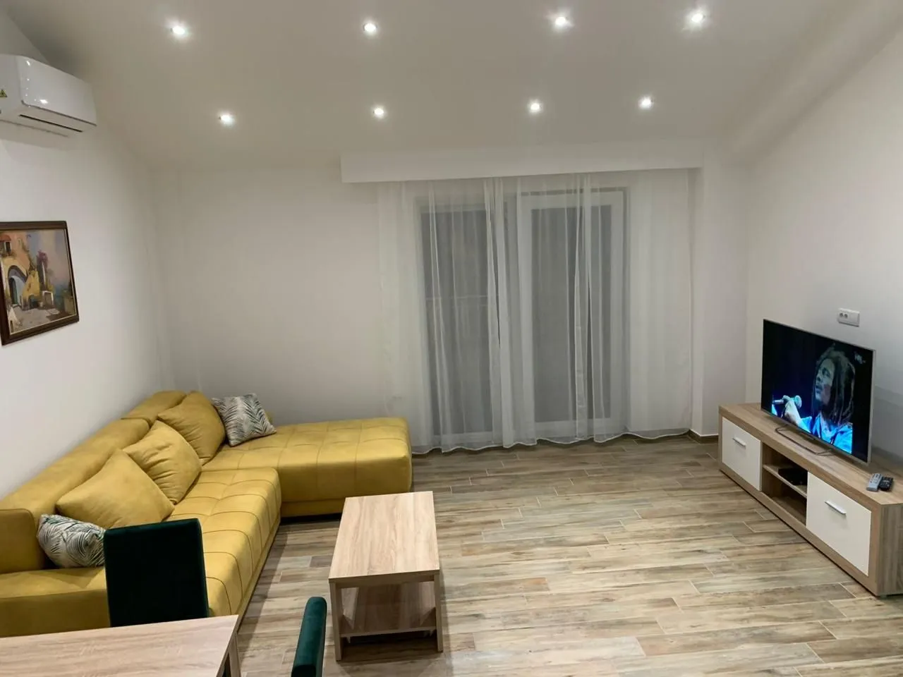 Rent, one bedroom apartment, 65m², Kava, Tivat