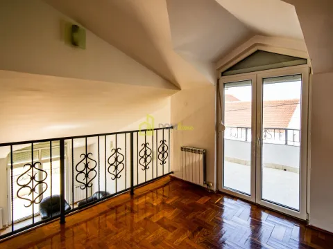 Izdavanje, kuća, 185m², Tološi, Podgorica - image 26