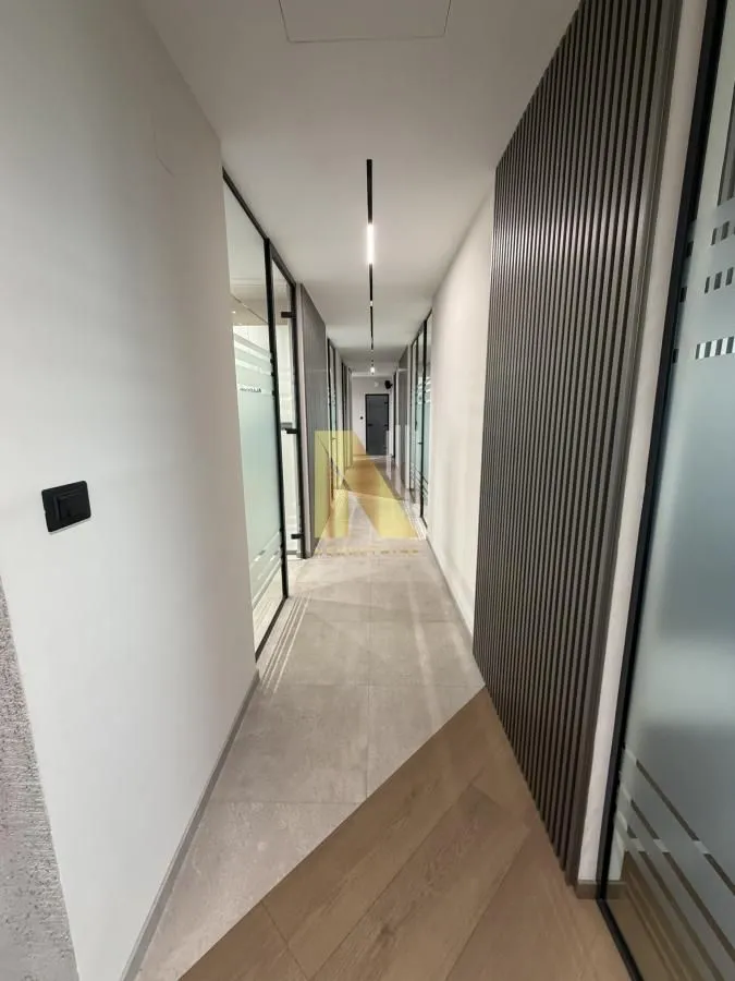 Rent, office space, 2530m², Futog, Novi Sad Sve Podlokacije