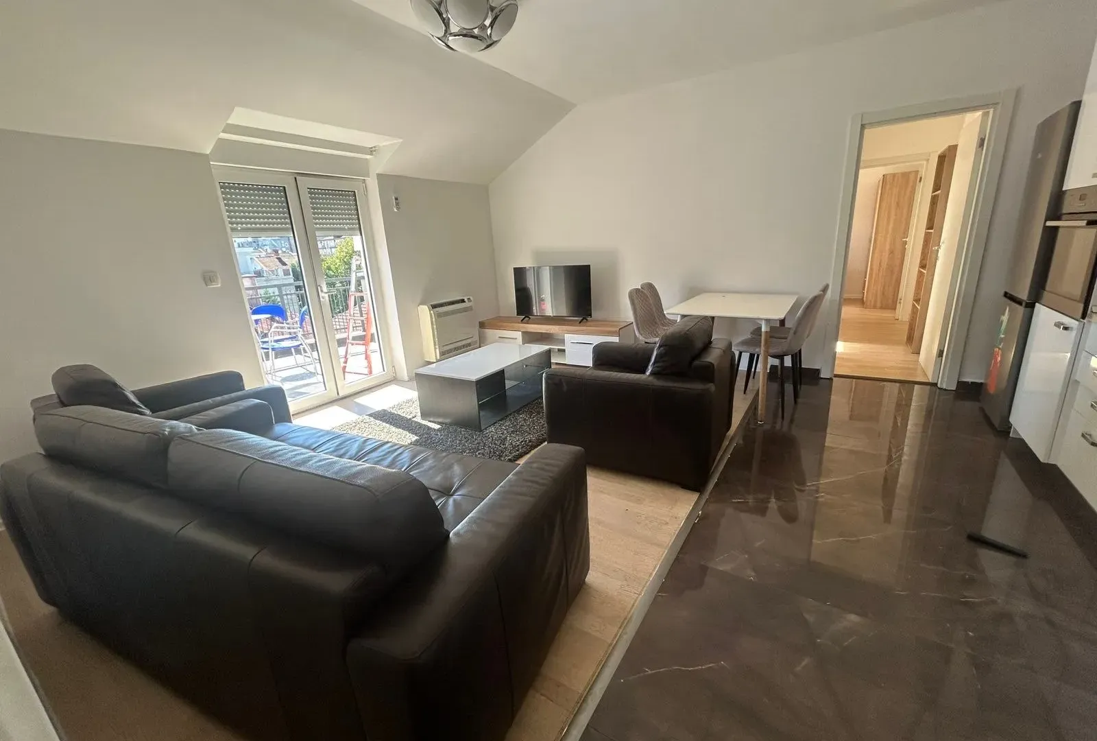 Rent, house, 65m², Dalmatinska ulica, Podgorica