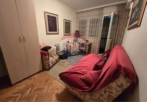 Izdavanje, trosoban stan, 96m², Tuški Put, Podgorica - image 10