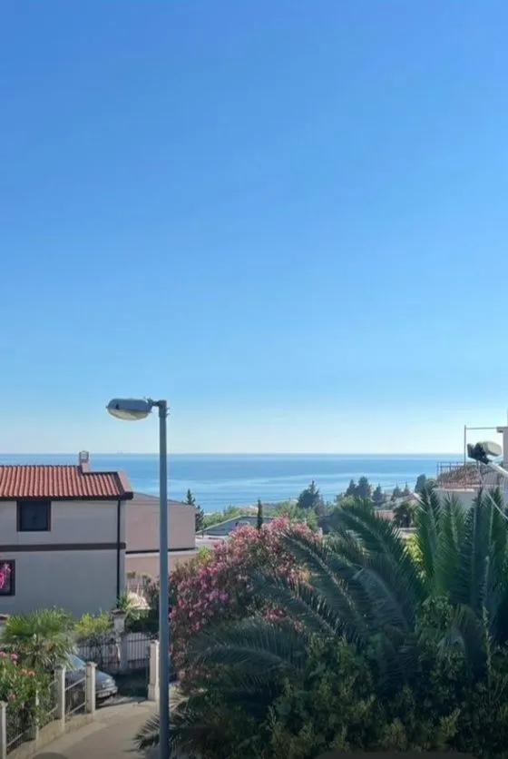 Sale, house, 220m², Šušanj, Bar