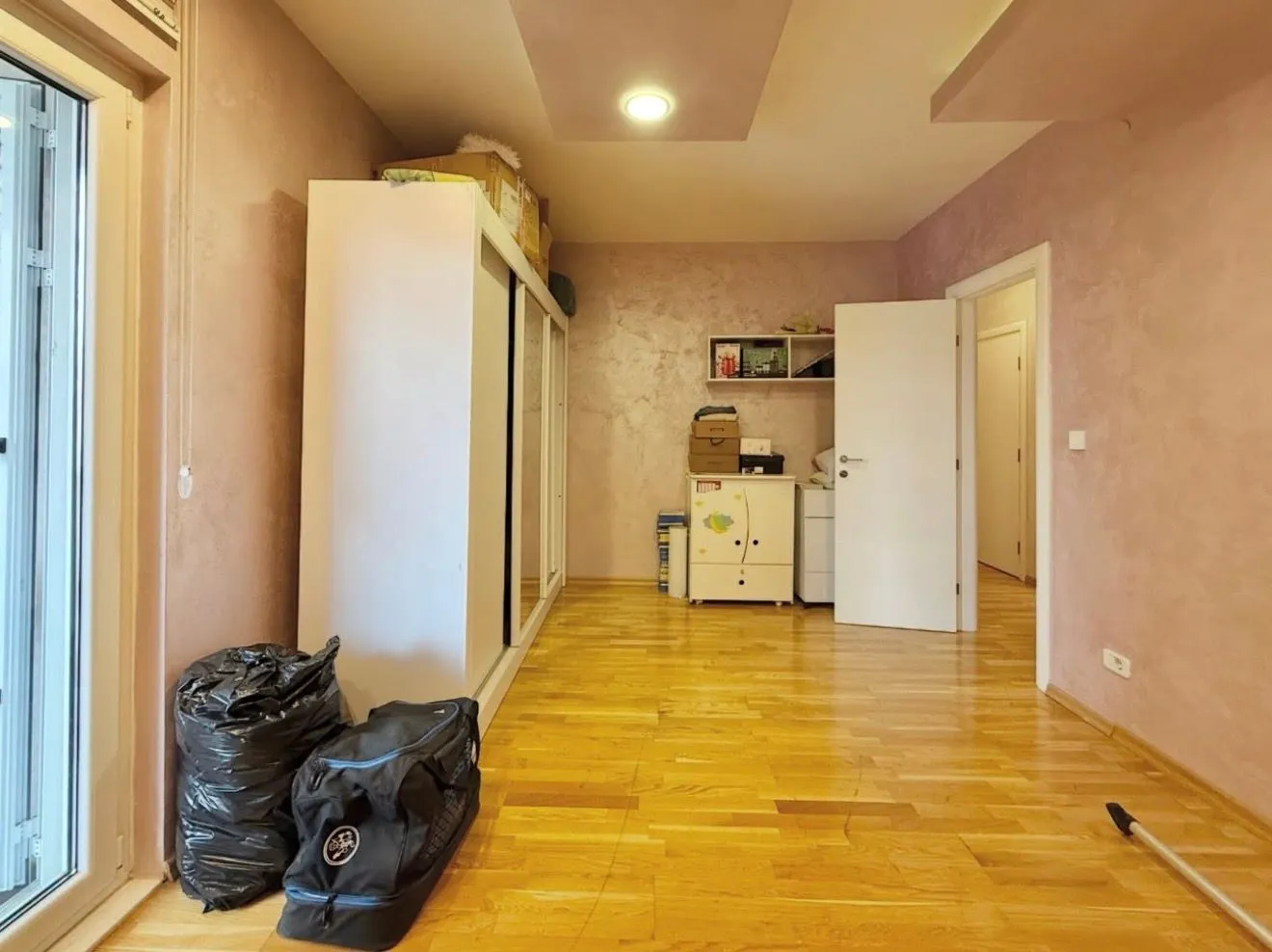 Prodaja, trosoban stan, 140m², Momišići, Podgorica