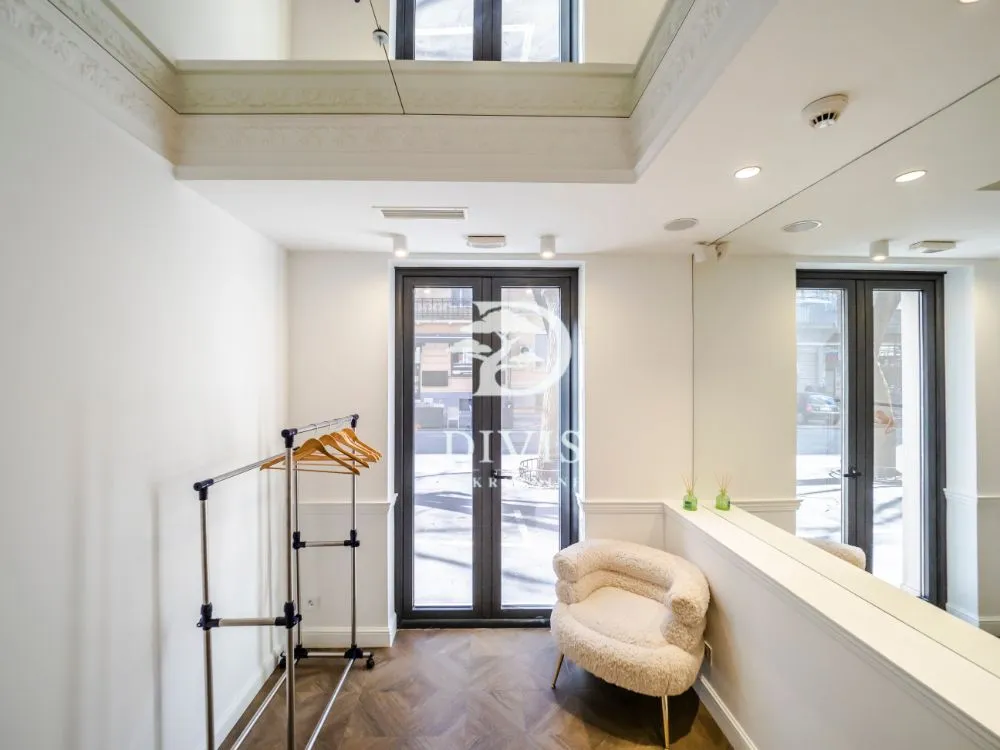 Rent, office space, 117m², Stari Grad, Beograd