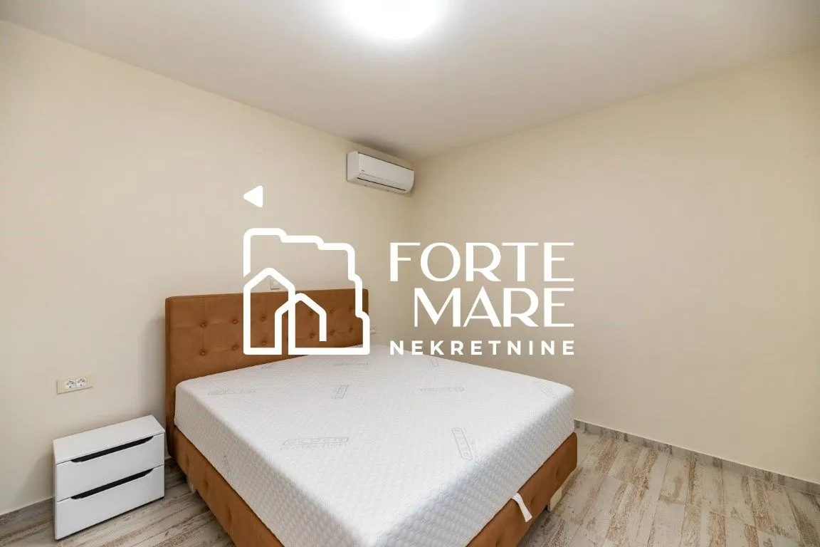 Prodaja, kuća, 220m², Zelenika, Herceg Novi