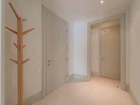 Izdavanje, dvosoban stan, 148m², Porto Montenegro, Tivat - image 17