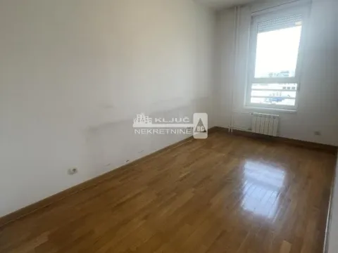 Sale, two bedroom apartment, 52m², Belvil, Beograd - image 5
