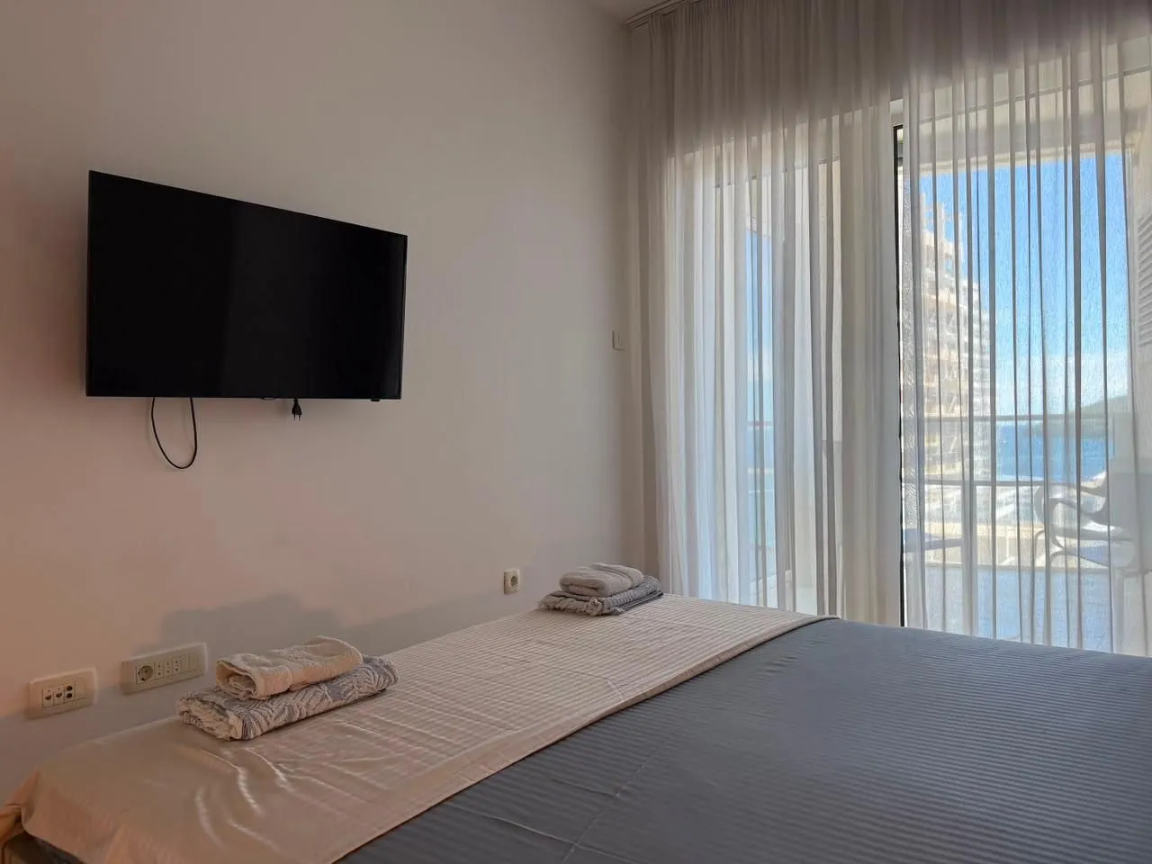 Rent, two bedroom apartment, 70m², Centar, Budva