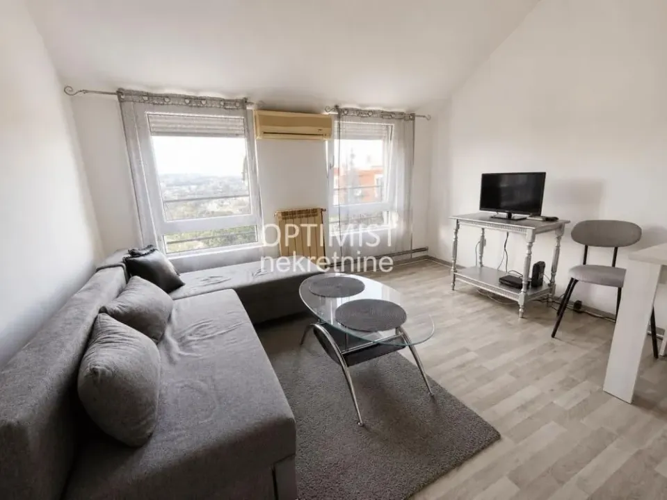 Prodaja, jednosoban stan, 33m², Labudovo Brdo, Beograd