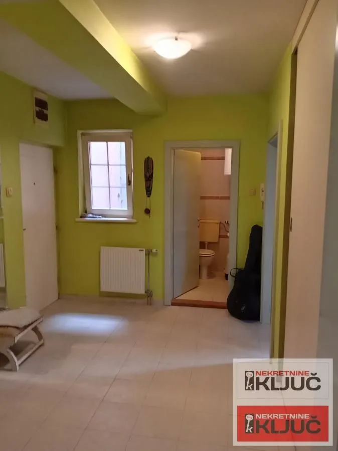 Prodaja, četvorosoban stan, 114m², Spens, Novi Sad Sve Podlokacije