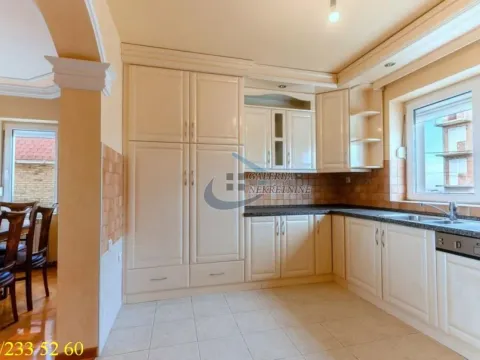 Sale, four bedroom apartment, 115m², Farmaceutski Fakultet, Voždovac Sve Podlokacije - image 37