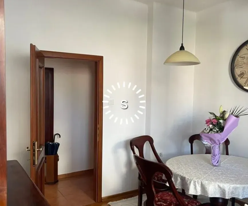 Izdavanje, jednosoban stan, 72m², Centar, Podgorica