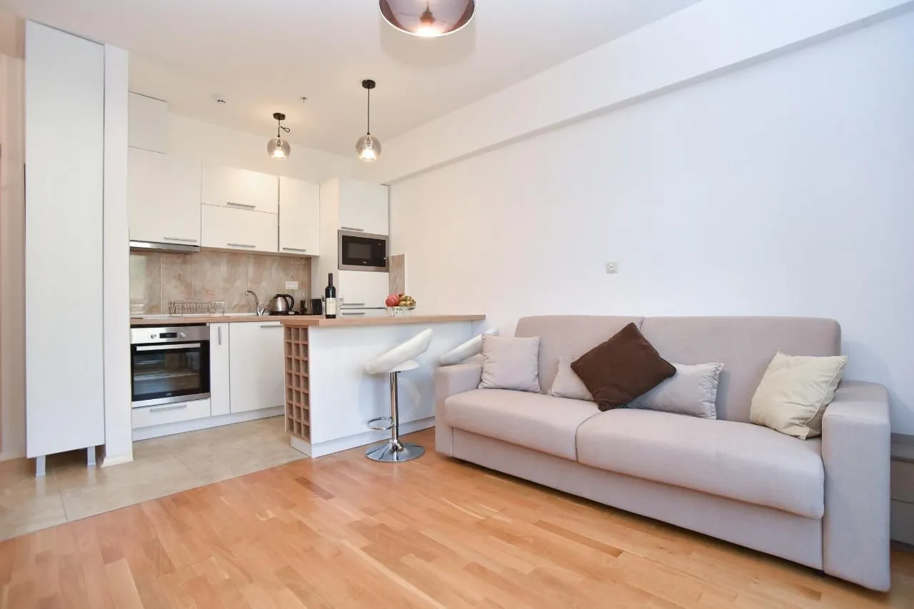Prodaja, jednosoban stan, 44m², Budva, Crna Gora