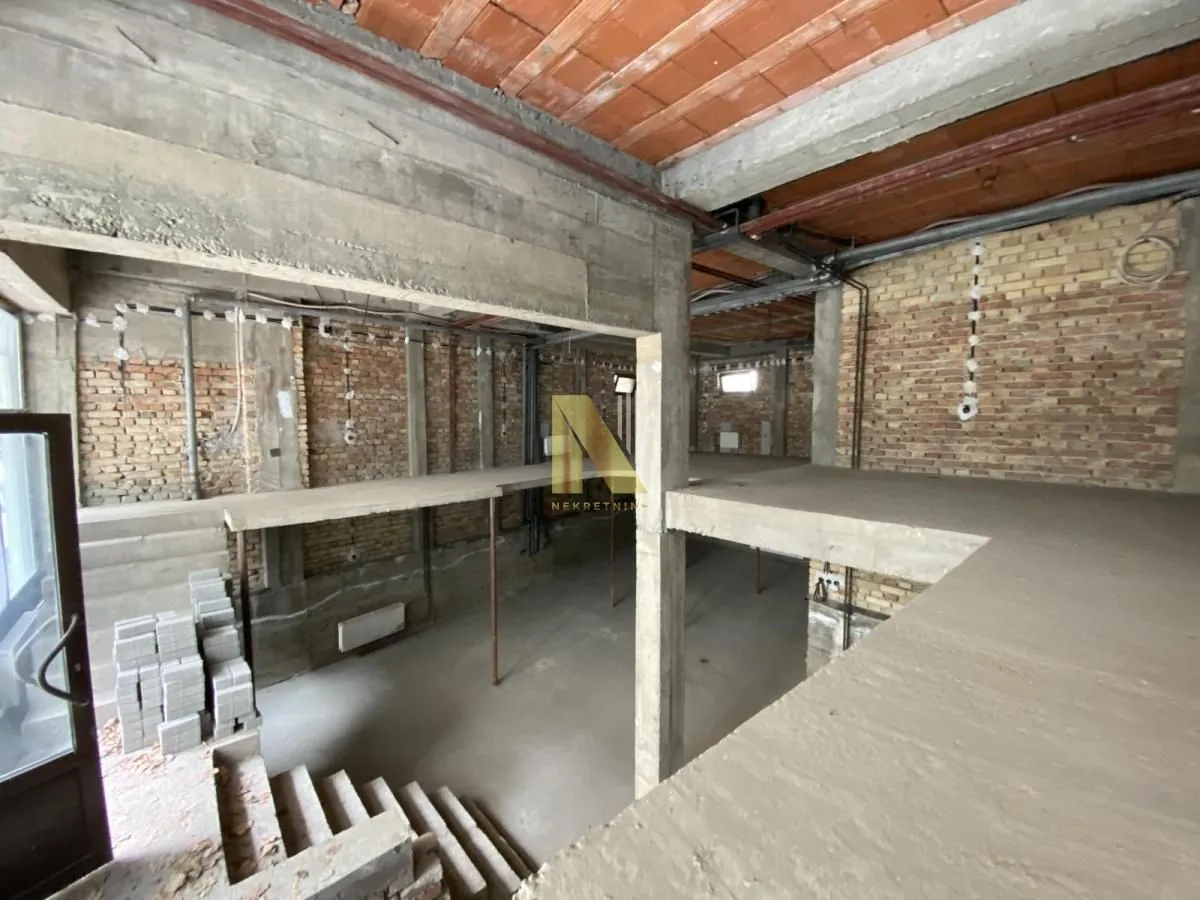 Sale, office space, 148m², Podbara, Novi Sad Sve Podlokacije