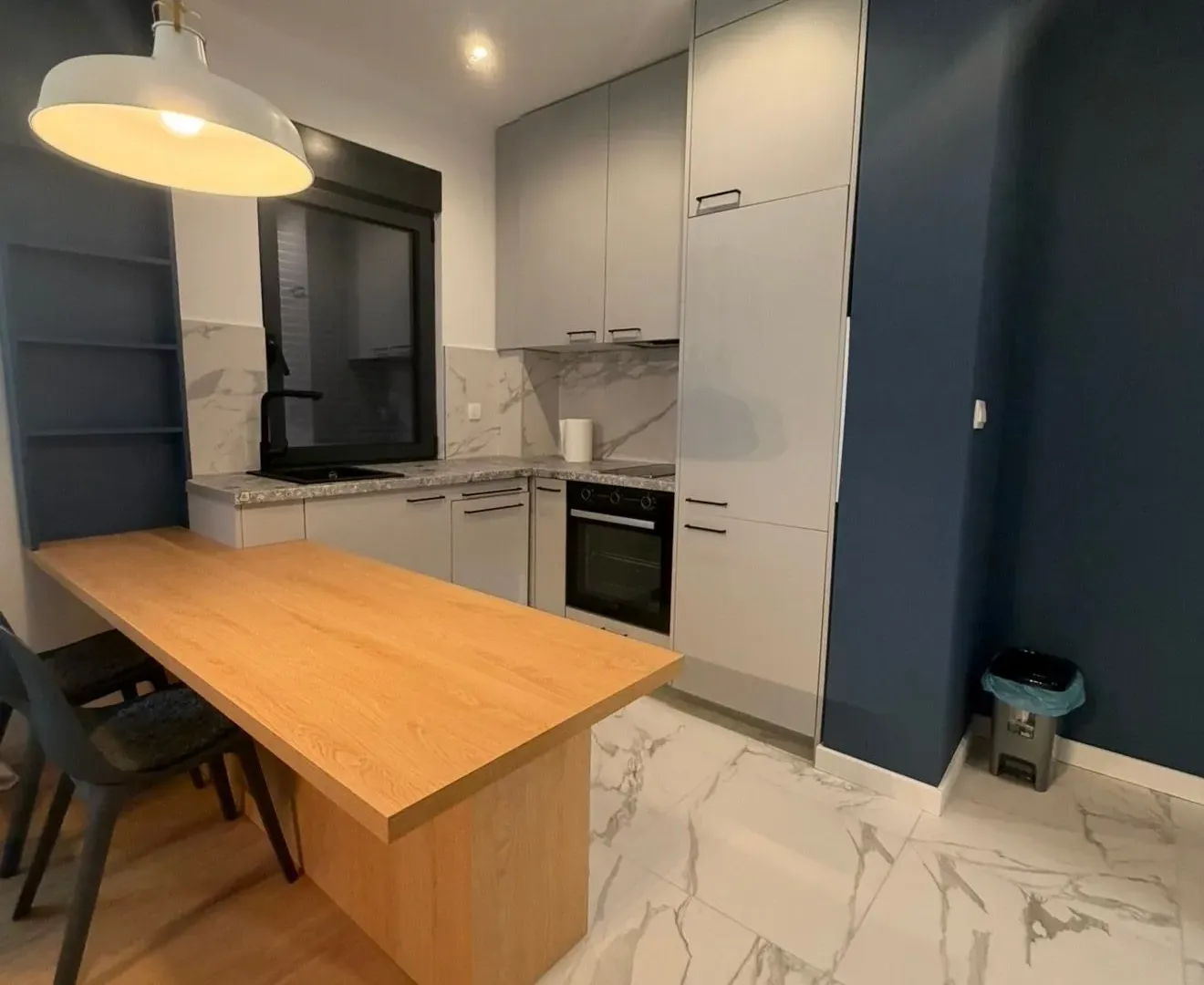 Izdavanje, jednosoban stan, 45m², Bijela, Herceg Novi