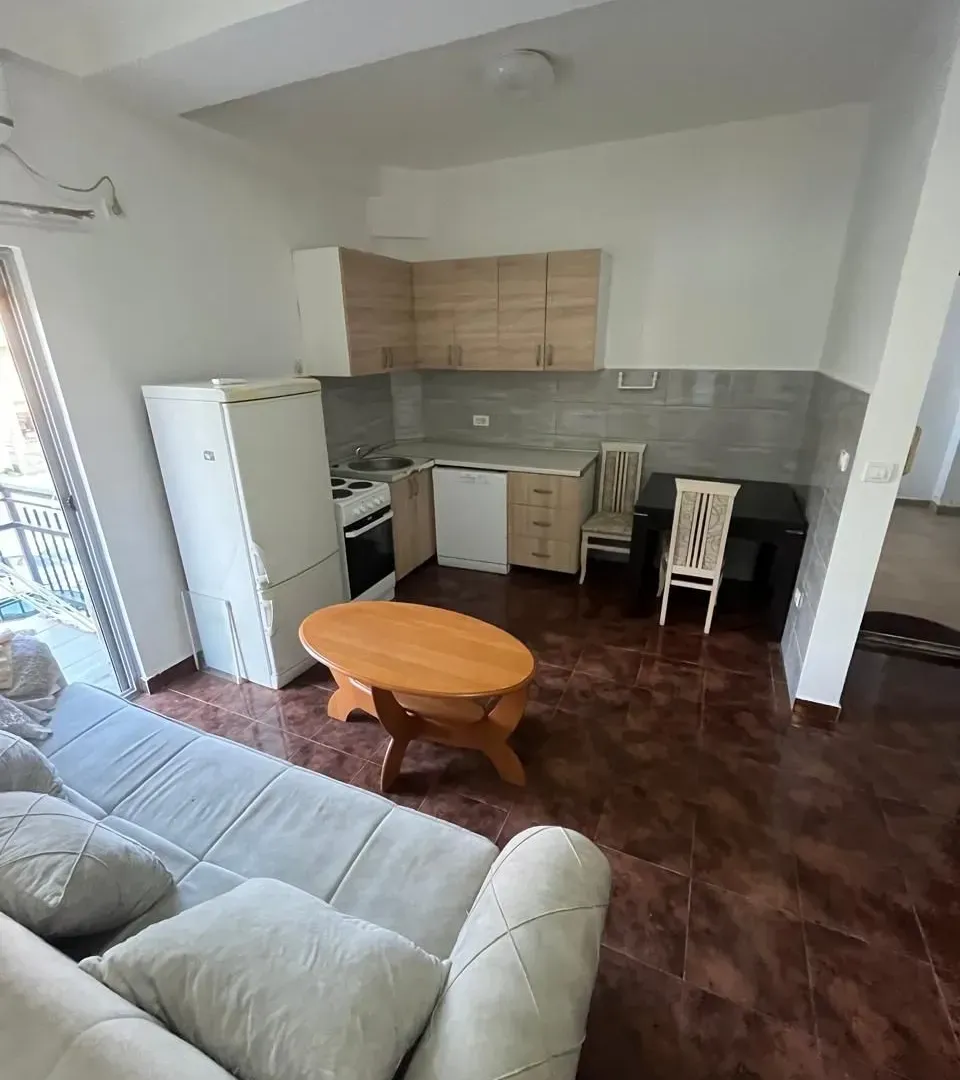 Prodaja, jednosoban stan, 33m², Zlatica, Podgorica