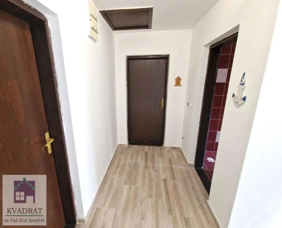 Prodaja, kuća, 219m², Centar, Ub