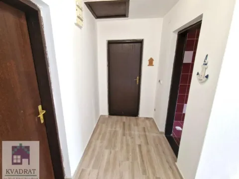 Prodaja, kuća, 219m², Centar, Ub - image 17
