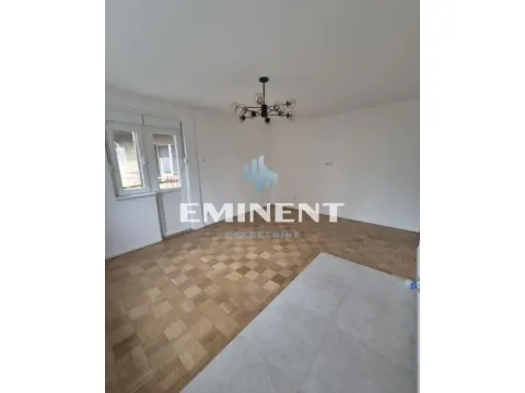Sale, apartment, 60m², Autokomanda, Voždovac Sve Podlokacije - image 2