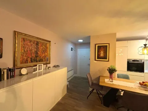 Sale, two bedroom apartment, 86m², Preko Morače, Podgorica - image 2