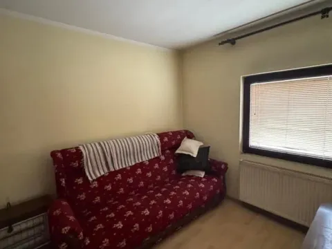 Prodaja, kuća, 270m², Voždovac Sve Podlokacije, Beograd - image 9