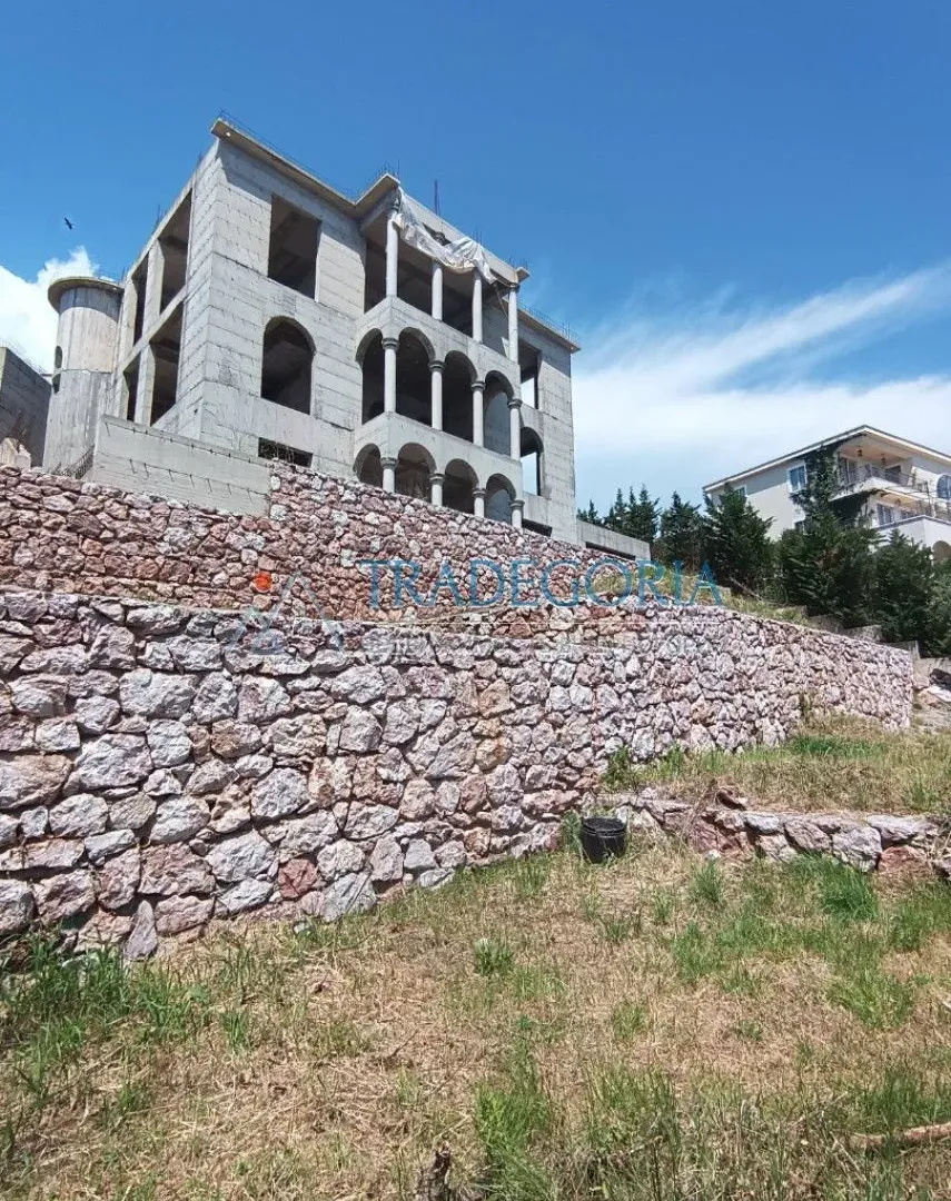 Prodaja, kuća, 1000m², Pržno, Budva