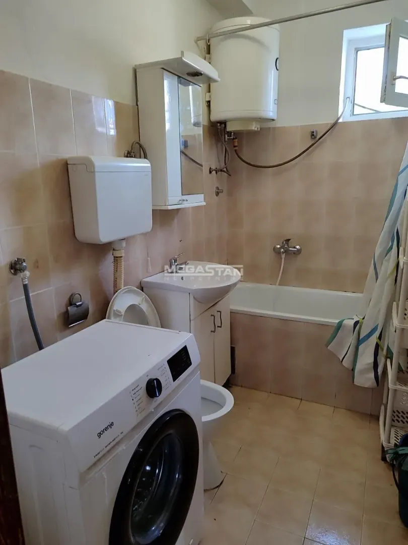 Rent, two bedroom apartment, 41m², Centar Sve Podlokacije, Beograd