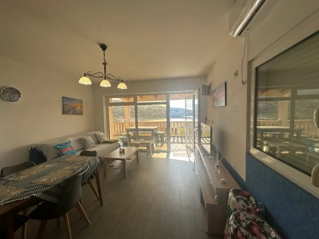 Prodaja, kuća, 164m², Utjeha, Bar
