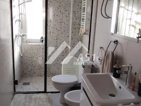 Rent, two bedroom apartment, 50m², Grbavica, Novi Sad Sve Podlokacije - image 9