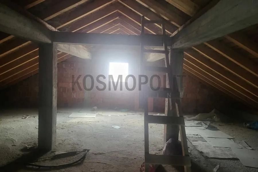 Prodaja, dvosoban stan, 108m², Kneževac, Beograd