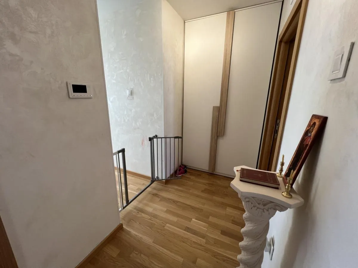 Prodaja, stan, 111m², Sajam, Novi Sad Sve Podlokacije