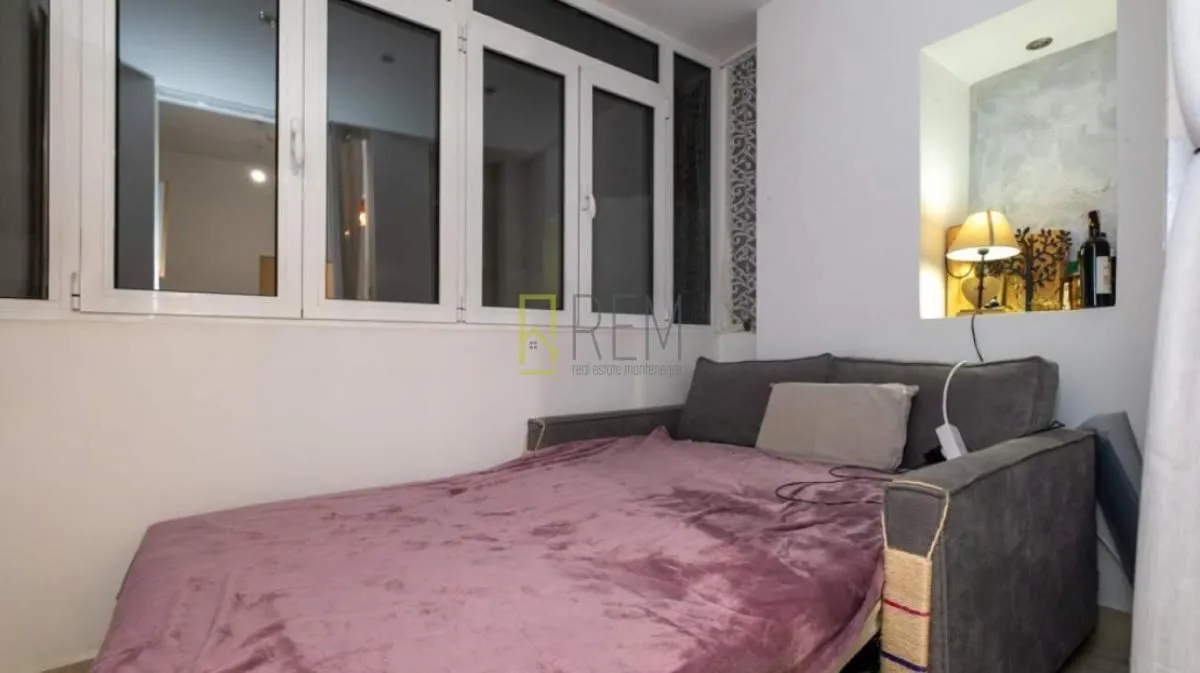 Prodaja, dvosoban stan, 70m², Centar, Podgorica