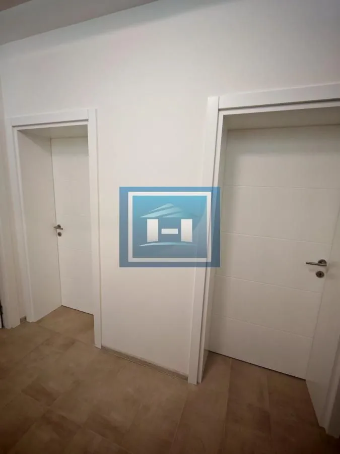 Prodaja, trosoban stan, 70m², Paraćin, Srbija