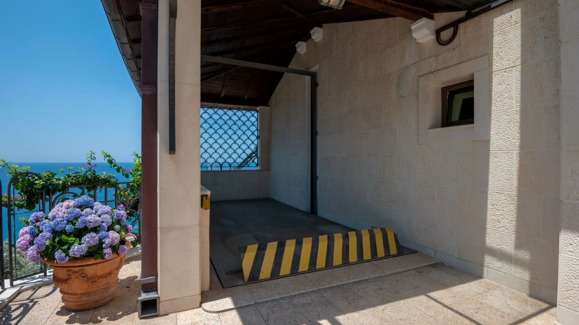 Sale, house, 959m², Budva, Crna Gora