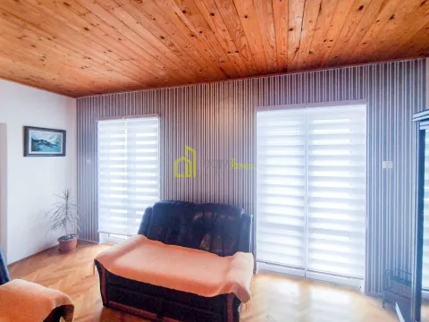 Izdavanje, kuća, 170m², Lješevići, Kotor - image 12