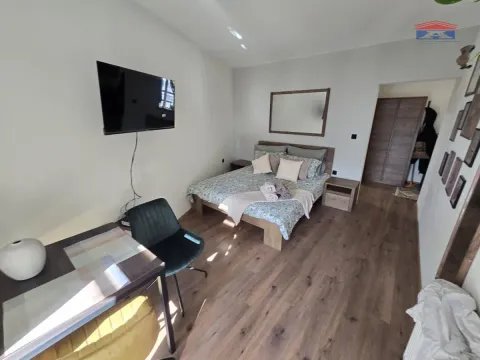 Izdavanje, jednosoban stan, 28m², Grbavica, Novi Sad Sve Podlokacije - image 2