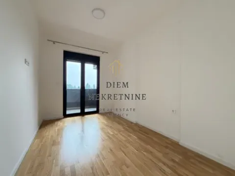 Rent, one bedroom apartment, 47m², Stari Aerodrom, Podgorica - image 8