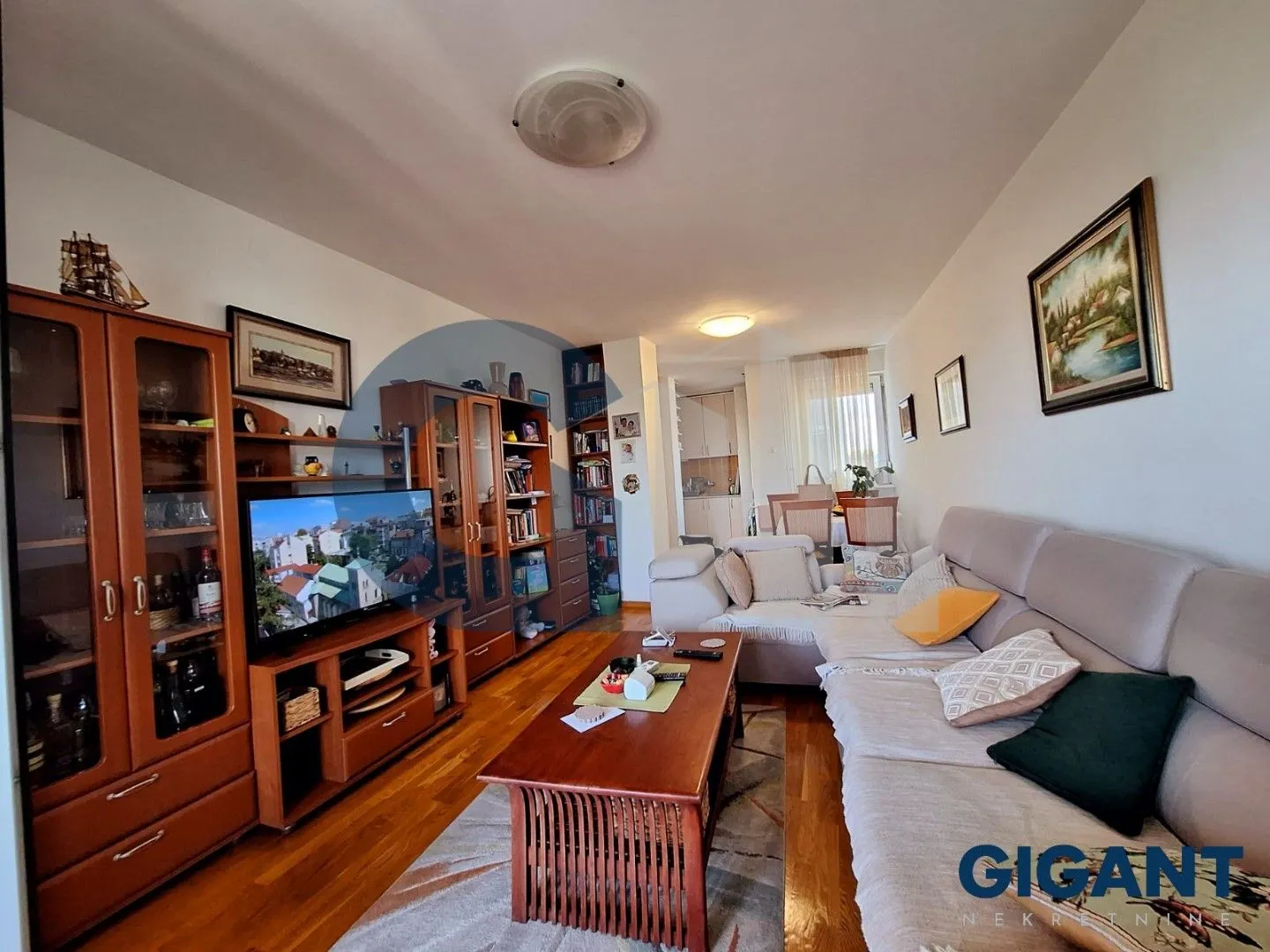 Prodaja, dvosoban stan, 63m², Voždovac Sve Podlokacije, Beograd