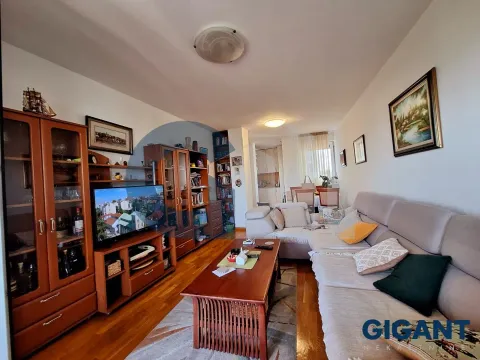 Prodaja, dvosoban stan, 63m², Voždovac Sve Podlokacije, Beograd